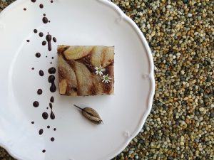 Objav pravú chuť jesene s obráteným hruškovým koláčom